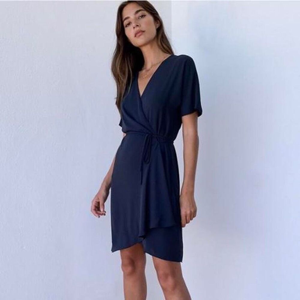 ✨ARITZIA BABATON Wallace Navy Sz Small Dress✨